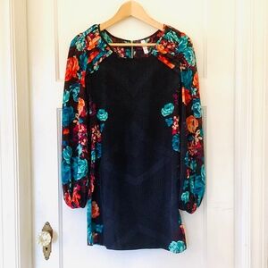 Xhilaration Floral Mix Pattern XS Scoop Neck Long Baloon Sleeve Belted Tunic Top